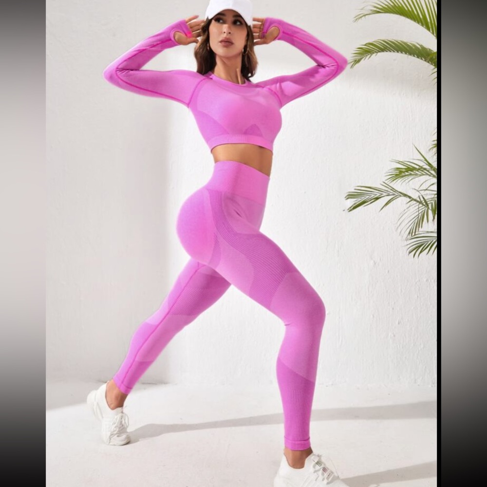 New Inventory 🏀Seamless Raglan Sleeve Sports Set🏀